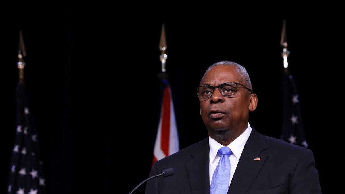 মধ্যপ্রাচ্যে গাইডেড মিসাইল সাবমেরিন মোতায়েনের ঘোষণা যুক্তরাষ্ট্রের