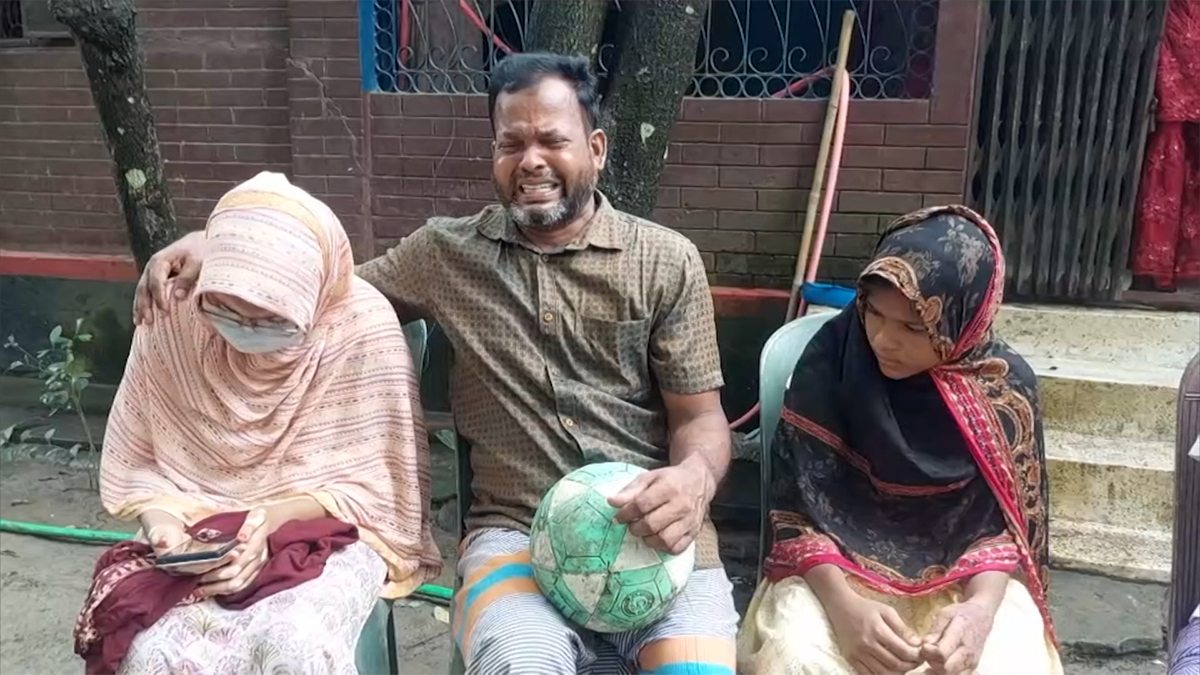 আন্দোলনকে ঘিরে নিহত মানিকগঞ্জের ২ জন, থামছেই না স্বজনদের আহাজারি