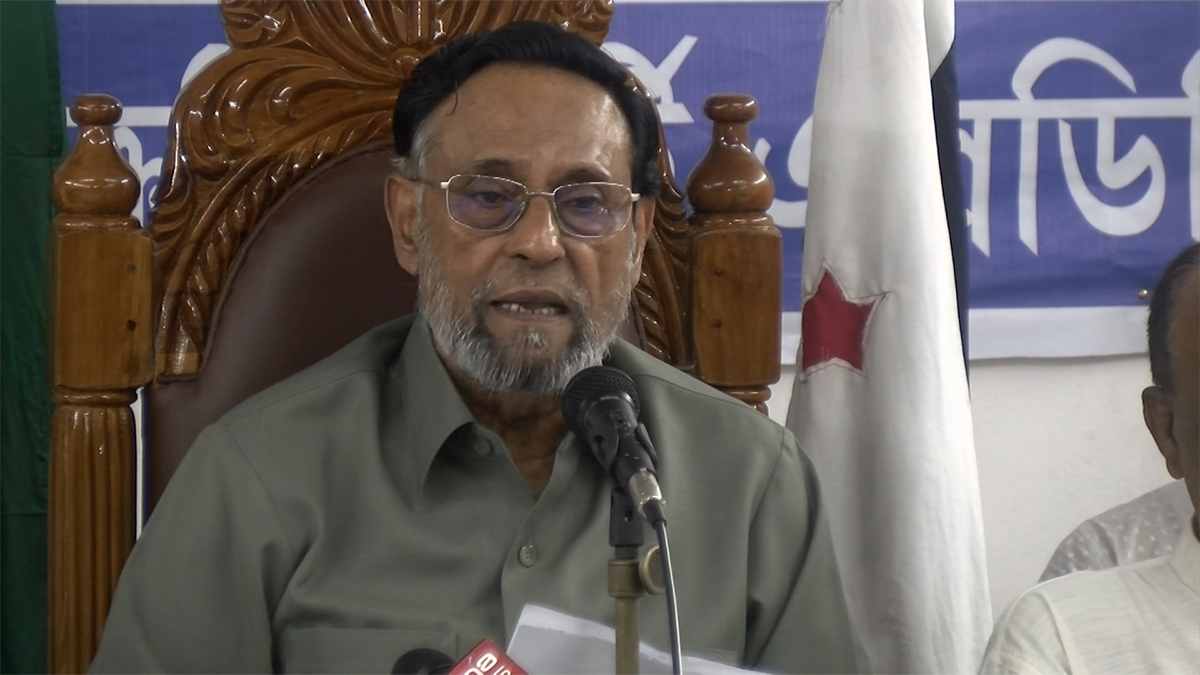 আওয়ামী লীগের নিবন্ধন বাতিলের দাবি অলি আহমদের