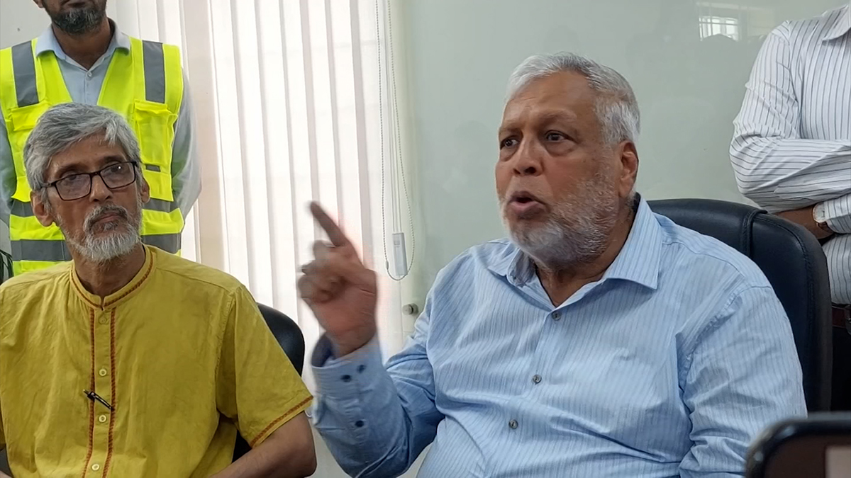 দুর্ঘটনা এড়াতে বন্যা কবলিত এলাকায় বিদ্যুৎ বন্ধ রাখা হয়েছে: উপদেষ্টা