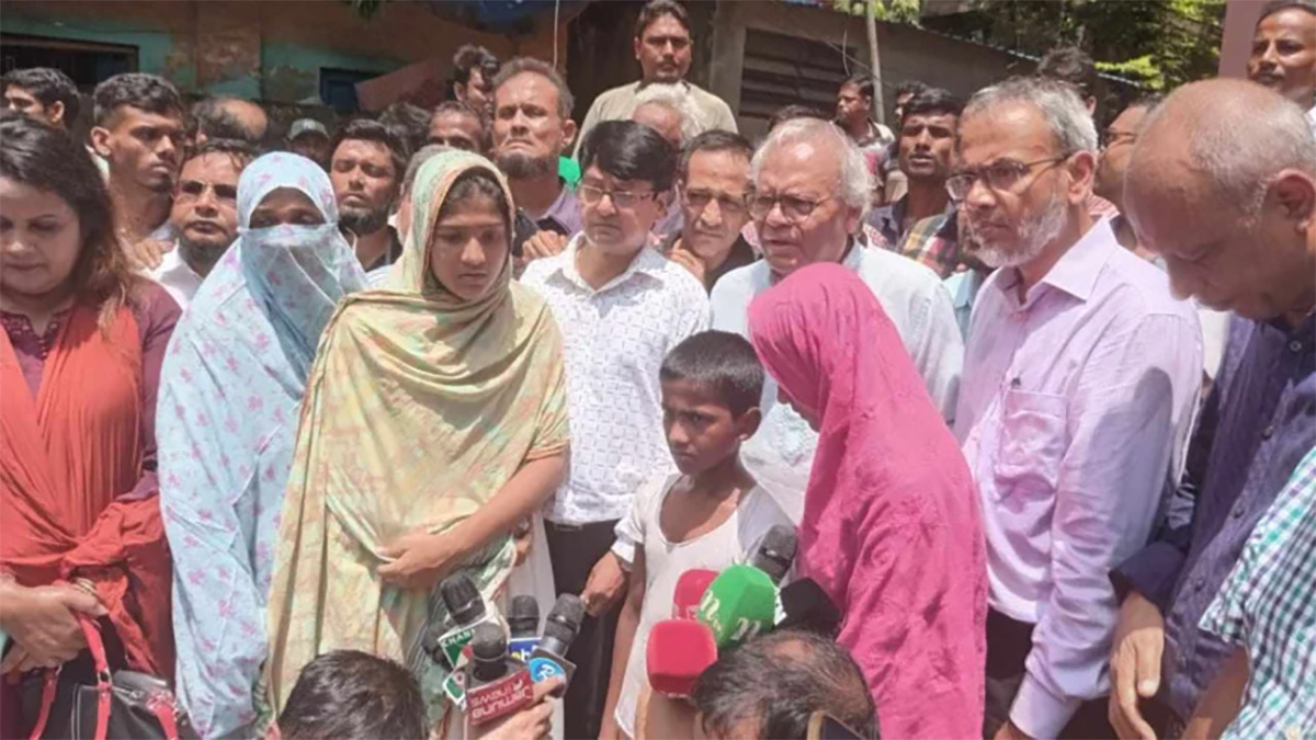 পলায়ন ছাড়া আর কোনো বীরত্ব নেই শেখ হাসিনার: রুহুল কবির রিজভী