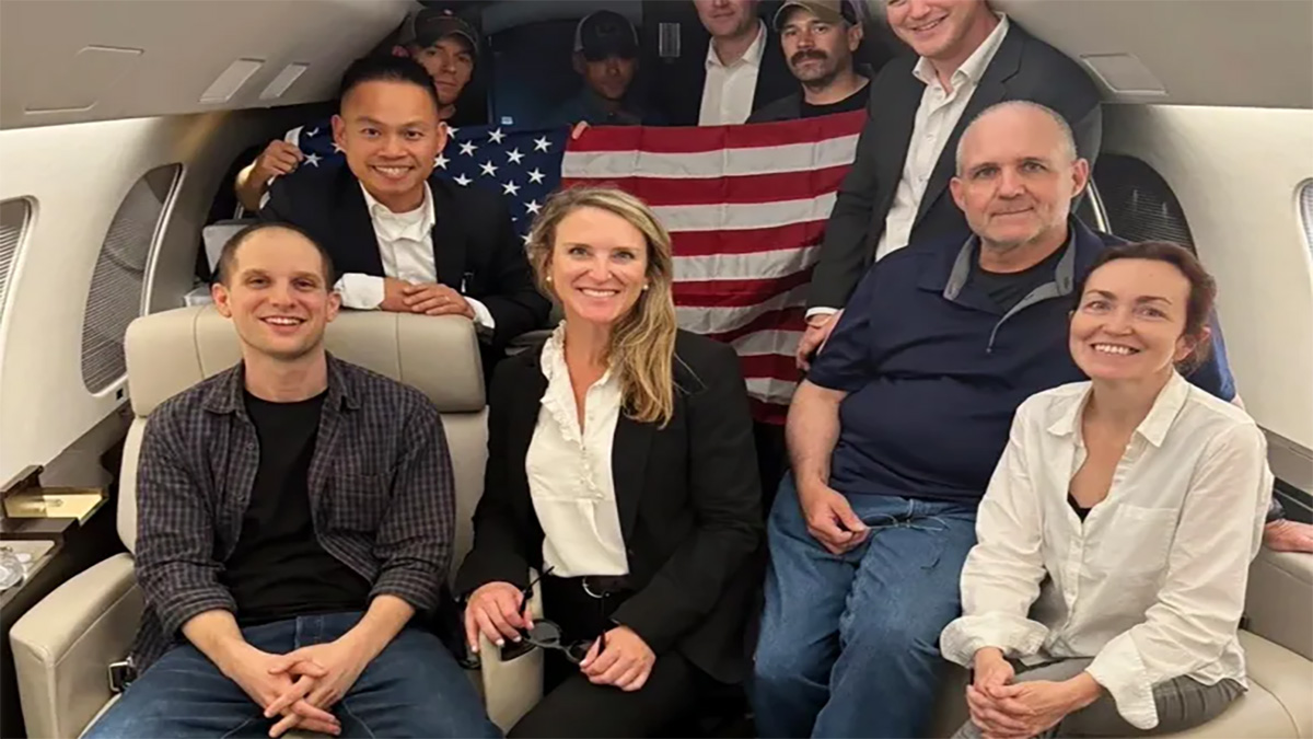 রাশিয়া ও পশ্চিমাদের মধ্যে ২৬ বন্দি বিনিময়