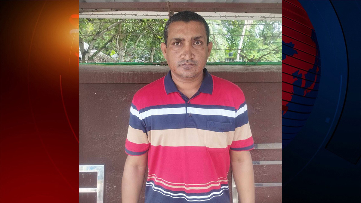 ভারতে পালানোর সময় সালাম মুর্শেদীর পিএস আটক