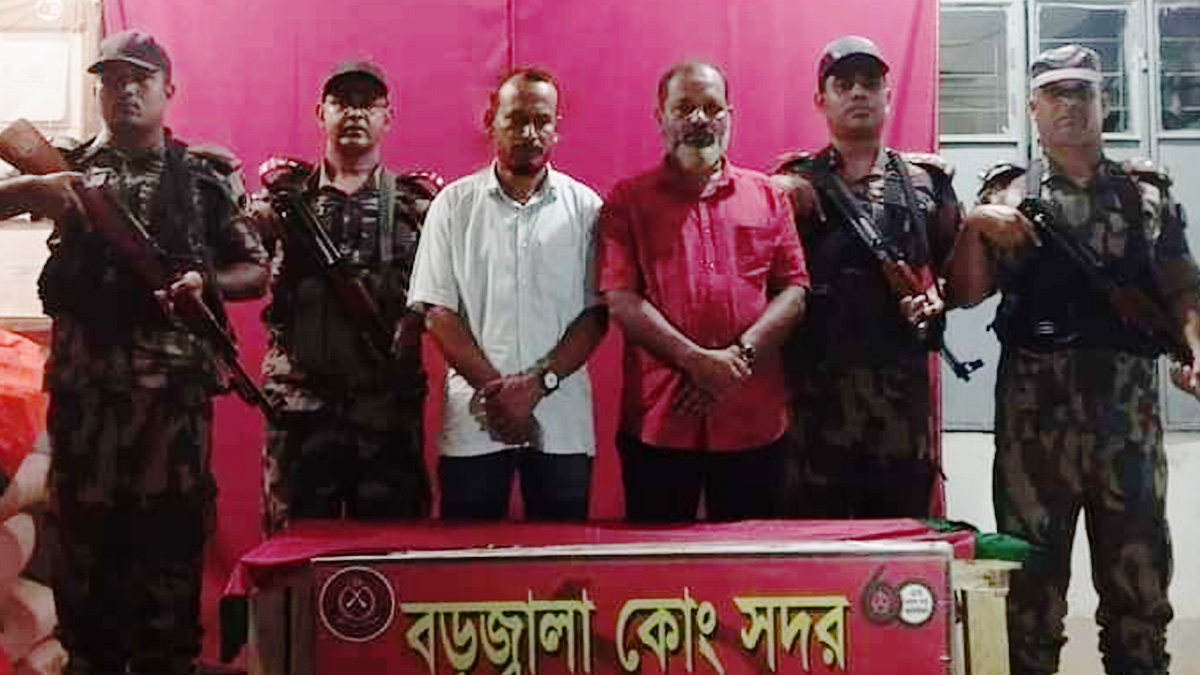 ভারতে পালানোর সময় গ্রেফতার আওয়ামী লীগ নেতা