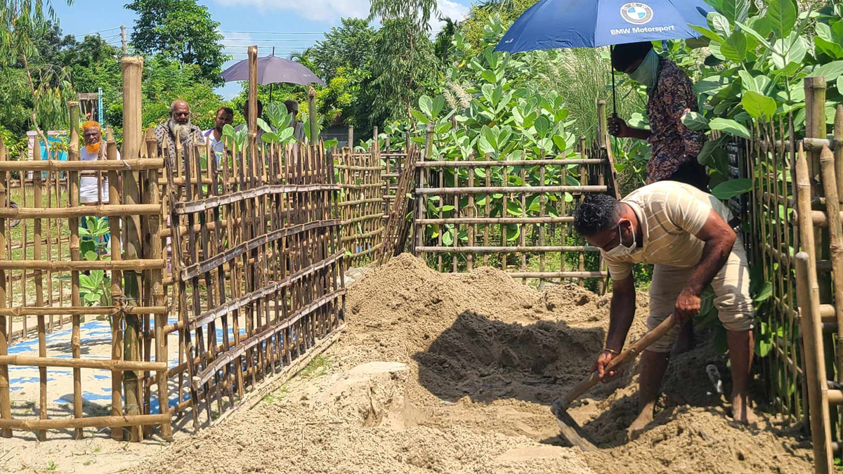 ৫৪ দিন পর কবর থেকে তোলা হলো মেরাজুলের মরদেহ