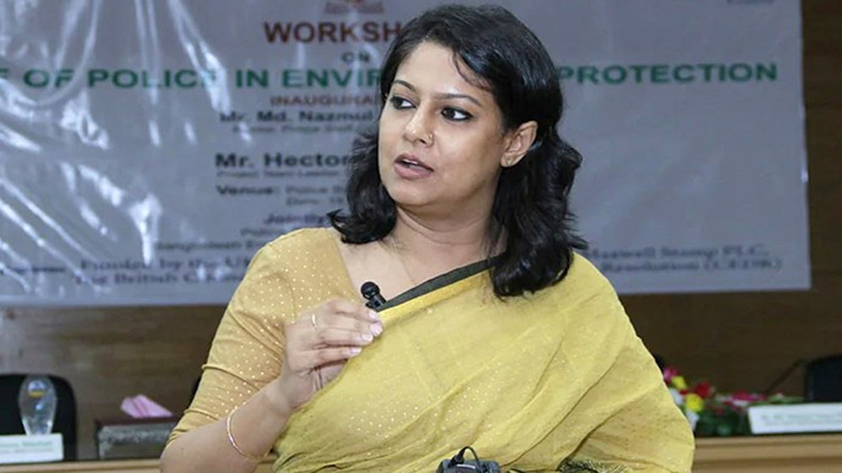 পলিথিনের পরিবর্তে পাটের ব্যাগ ব্যবহার হবে: উপদেষ্টা রিজওয়ানা হাসান