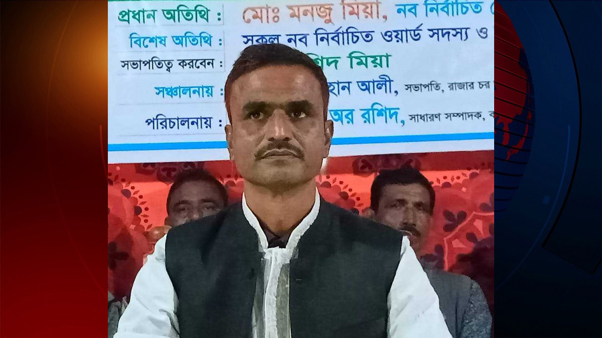 গাইবান্ধায় ত্রাণের চাল গুদামজাত করা ইউপি চেয়ারম্যানকে শোকজ