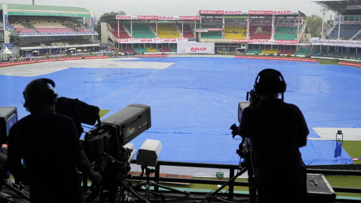 মাঠে গড়ায়নি একটিও বল, দ্বিতীয় দিনের খেলা পরিত্যক্ত