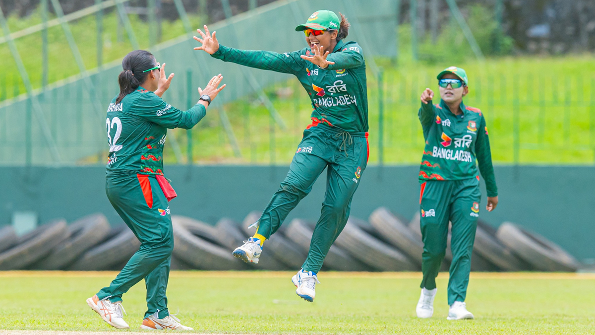 টানা তৃতীয় জয়ে সিরিজ বাংলাদেশের