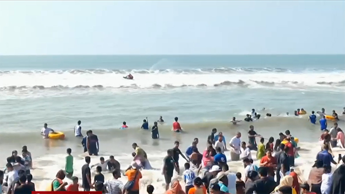 কক্সবাজার সৈকতে মরণফাঁদ গুপ্তখাল, নেই পর্যাপ্ত জনবল ও সরঞ্জাম