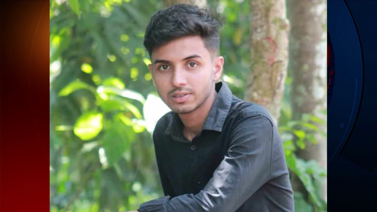 কবর থেকে নিহত শিক্ষার্থীর মরদেহ উত্তোলন