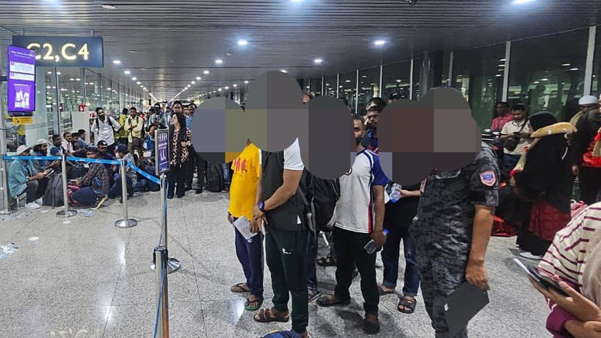 সাজা শেষে মালয়েশিয়া থেকে ফিরলেন ২২ বাংলাদেশি