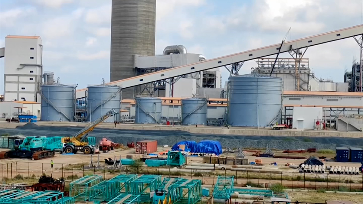 উৎপাদন বন্ধের ঝুঁকিতে মাতারবাড়ি কয়লা বিদ্যুৎকেন্দ্র