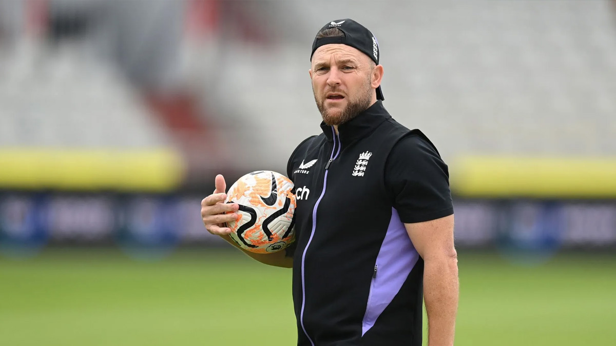 ইংল্যান্ডের তিন ফরম্যাটের কোচ হলেন ম্যাককালাম