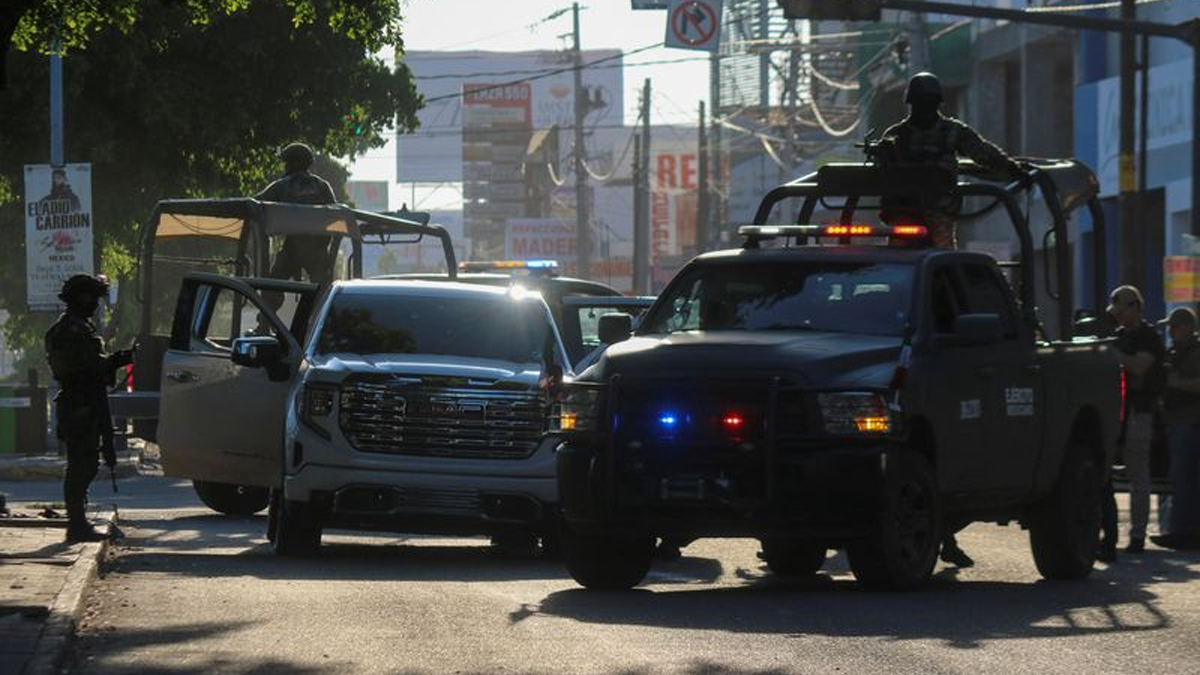 মেক্সিকোতে মাদক কারবারিদের মধ্যে সংঘর্ষে ১২ দিনে নিহত ৫৩