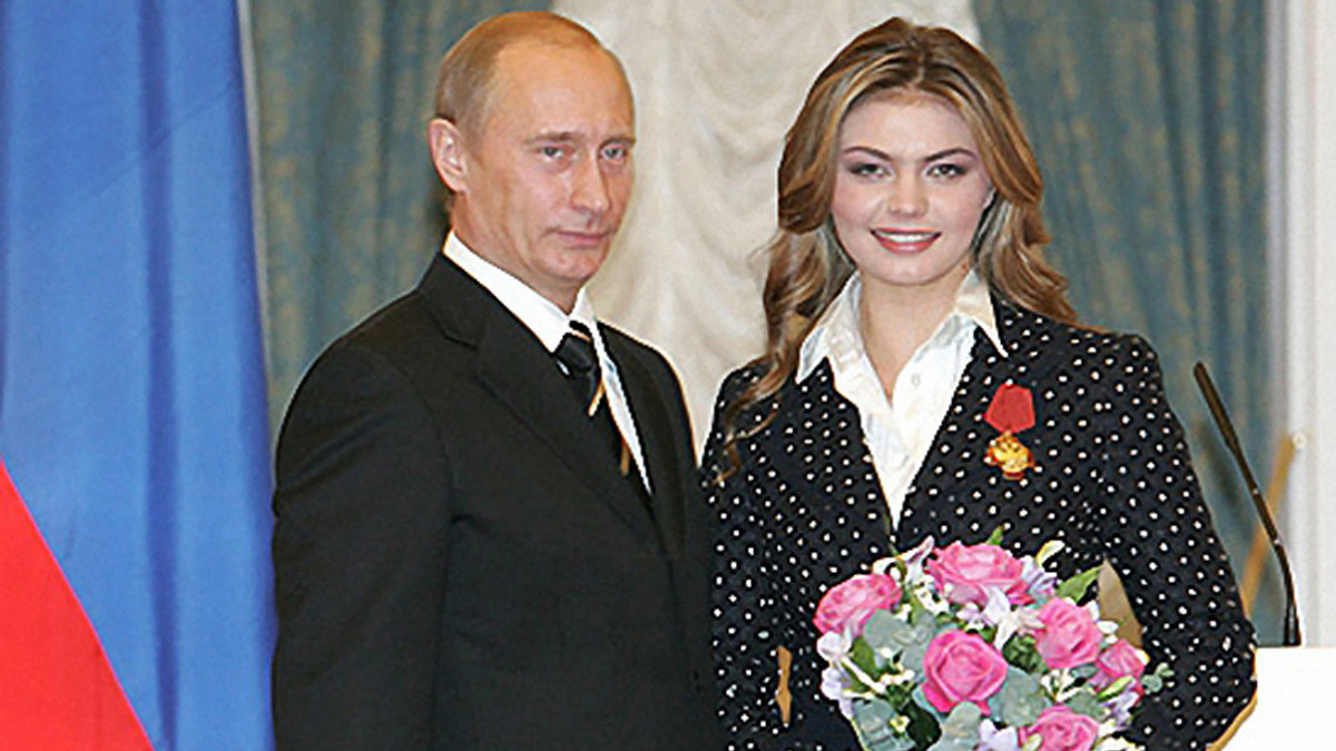 সাবেক জিমন্যাস্টের সাথে পুতিনের রয়েছে দুই সন্তান: রুশ অনুসন্ধানী সংবাদমাধ্যম