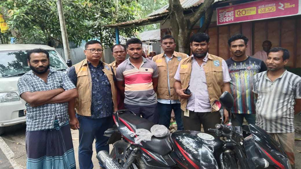 রংপুরে ৫ কেজি গাঁজাসহ গ্রেফতার ১