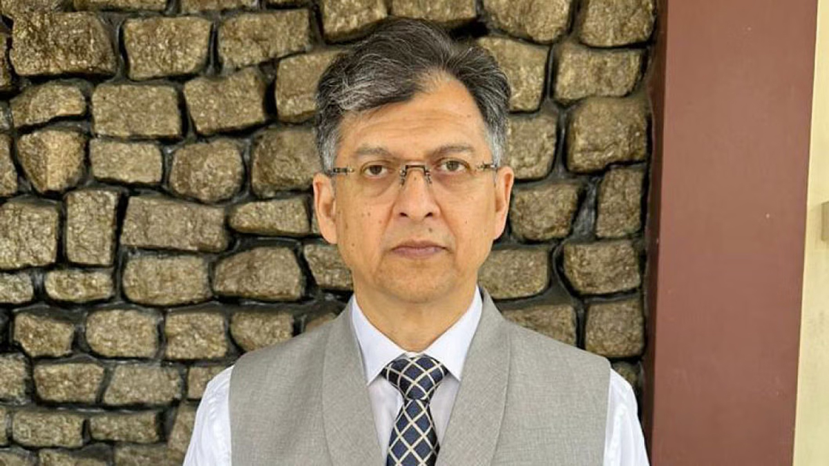 এস আলমের গাড়িতে ওঠা নিয়ে যা বললেন বিএনপি নেতা সালাউদ্দিন