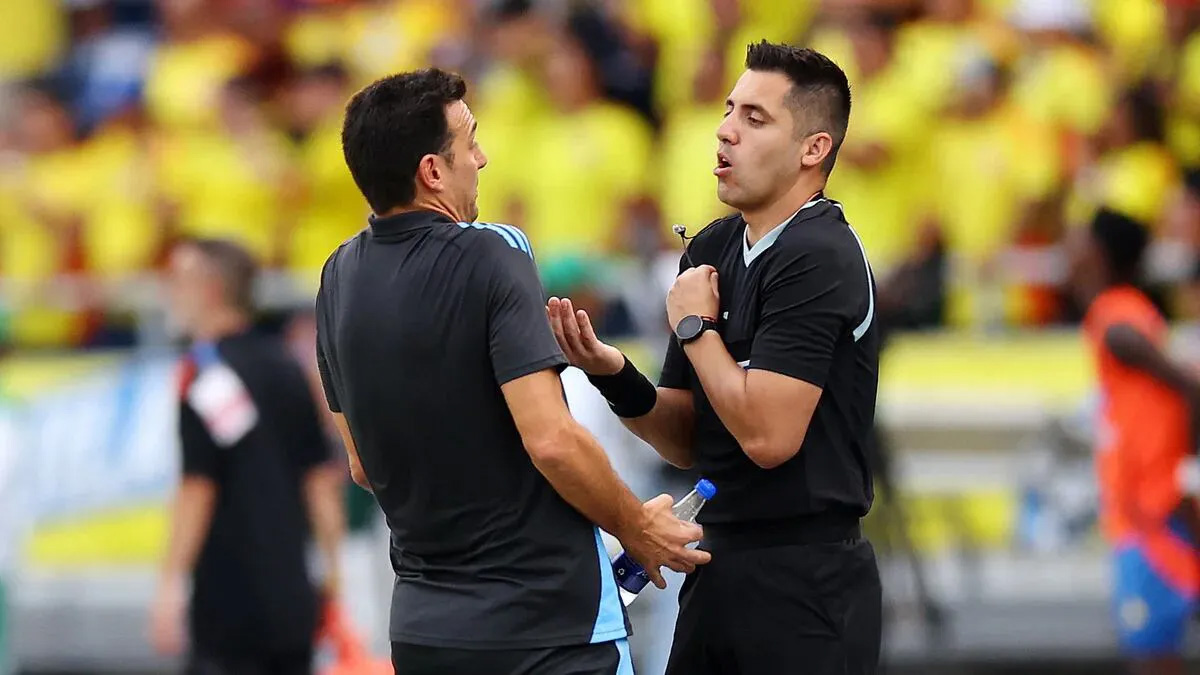 কলম্বিয়ার কাছে হারের পর রেফারিকে দুষলেন স্কালোনি