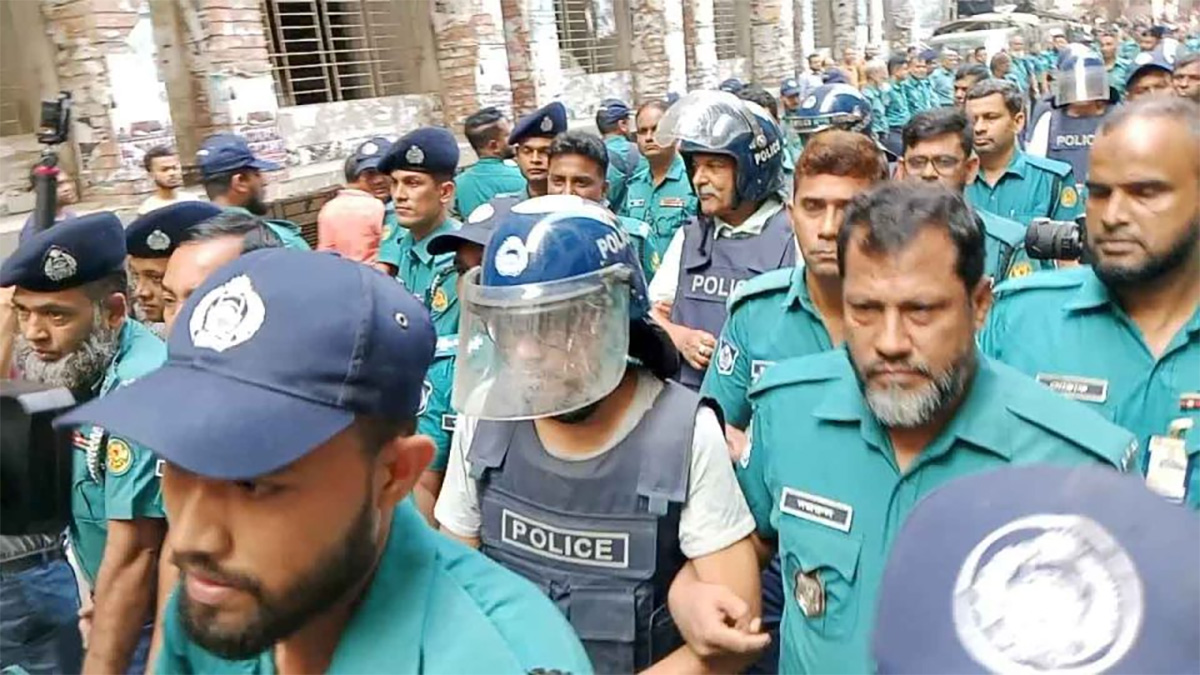 ১৪৪ মামলায় নতুন গ্রেফতার ৩৪, আট জনের রিমান্ড