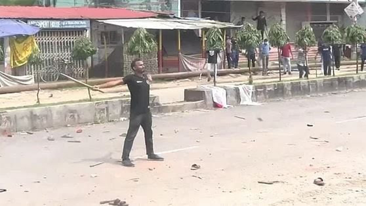 আবু সাঈদ হত্যা মামলায় তৃতীয় দিনের সাক্ষ্যগ্রহণ চলছে