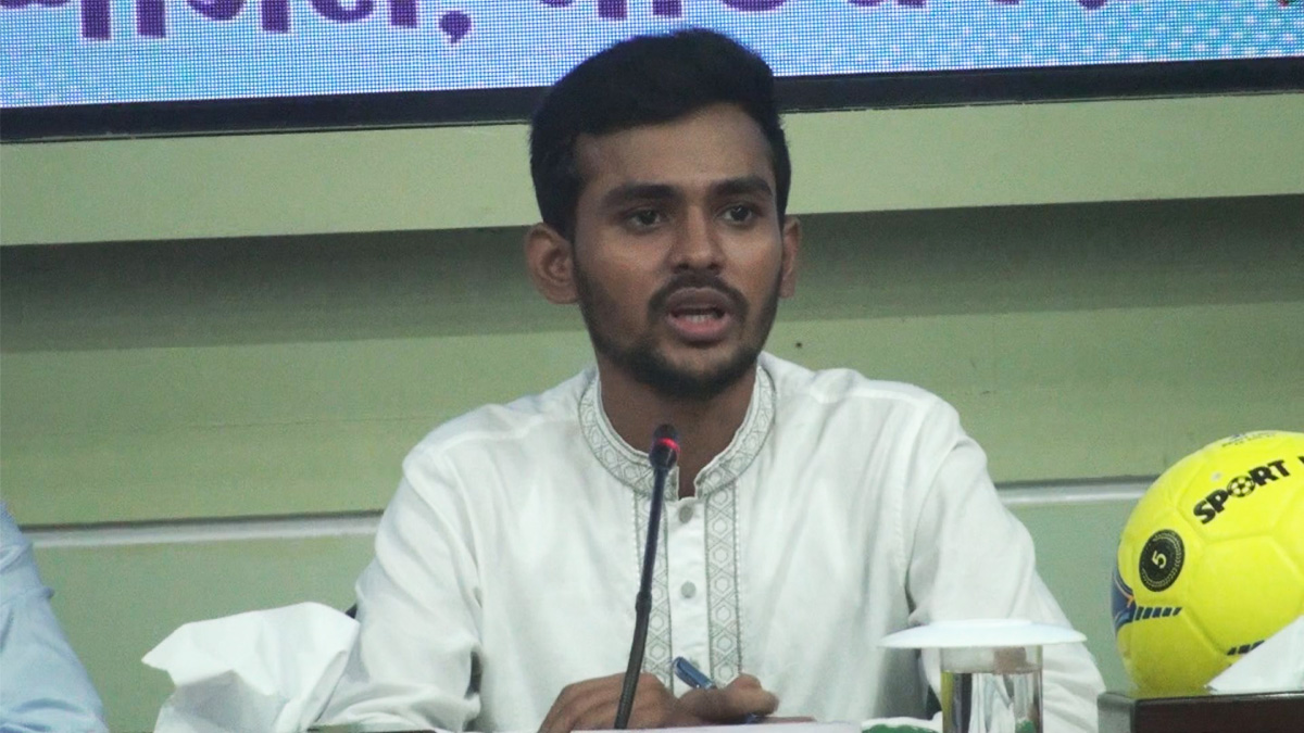 গণঅভ্যুত্থানই অন্তবর্তী সরকারের বৈধতা: আসিফ মাহমুদ