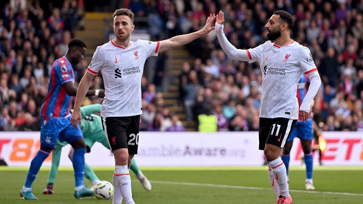 ক্রিস্টাল প্যালেসকে হারিয়ে লিগ টেবিলের শীর্ষে লিভারপুল