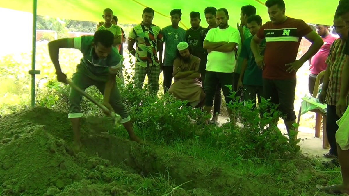 মুন্সিগঞ্জে দাফনের ৮৪ দিন পর বৈষম্যবিরোধী আন্দোলনে নিহতের মরদেহ উত্তোলন