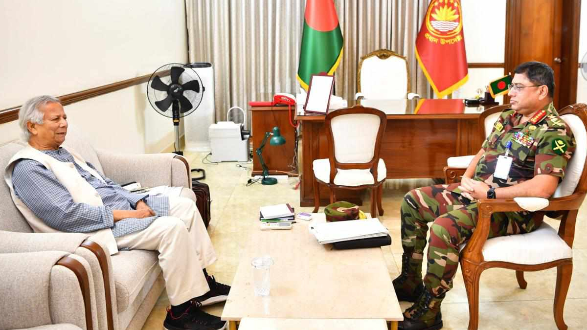 প্রধান উপদেষ্টার সঙ্গে সেনাপ্রধানের সাক্ষাৎ