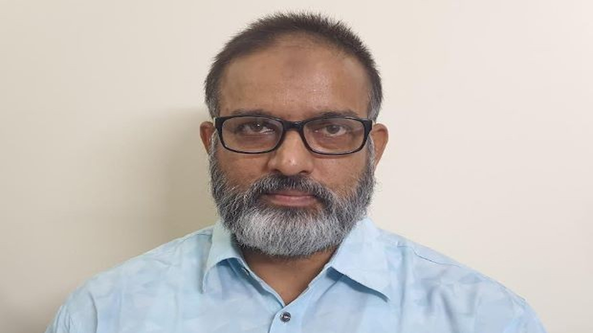 আবারও ৫ দিনের রিমান্ডে আ. লীগ নেতা ডাবলু, আদালতে চত্বরে ডিম নিক্ষেপ