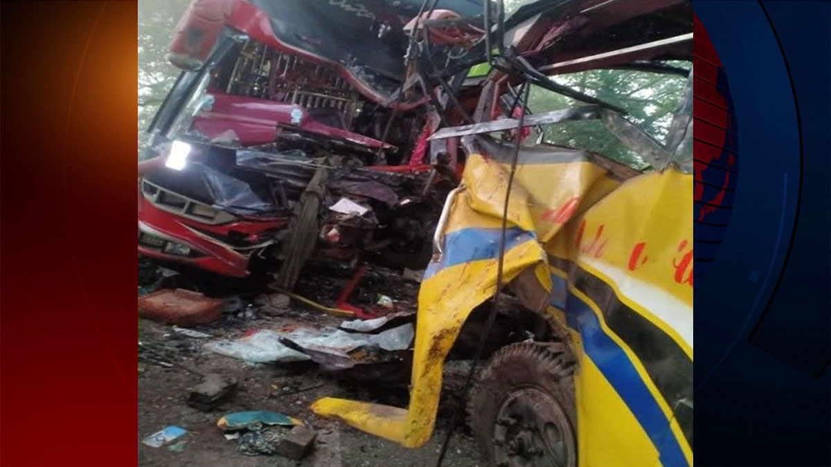 ফরিদপুরে দুই বাসের সংঘর্ষে নিহত ৫, আহত ২০