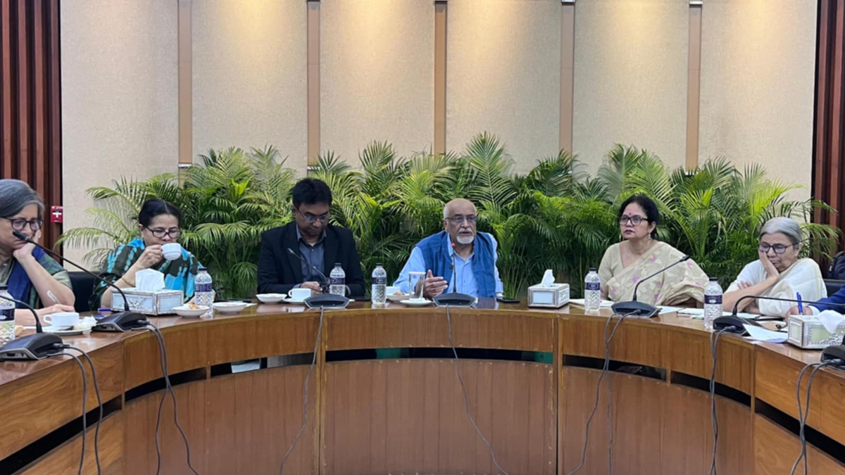 চাপানো নীতির কারণে স্বাধীনভাবে কাজ করতে পারেনি এনজিও: ড. দেবপ্রিয়