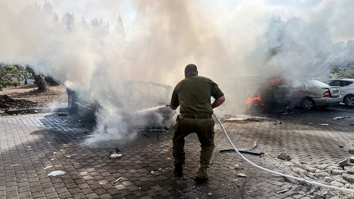 ৭ অক্টোবরকে কেন্দ্র করে ইসরায়েলে ১৩৫টি ক্ষেপণাস্ত্র নিক্ষেপ হিজবুল্লাহ-হামাসের