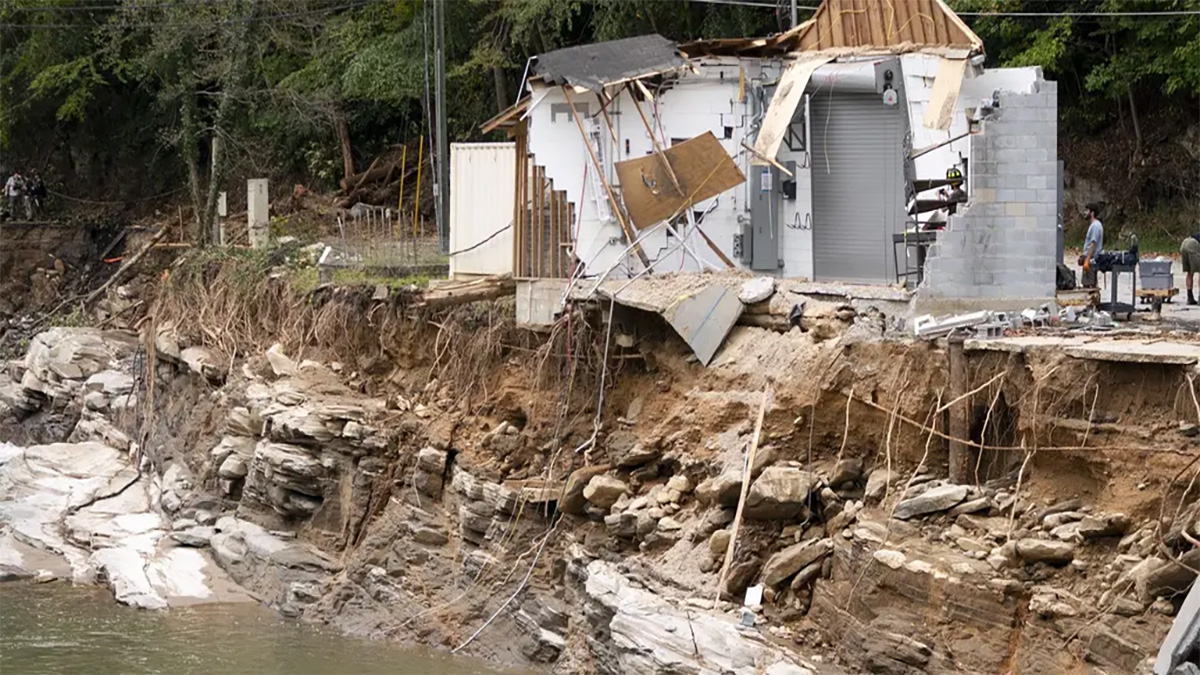 হারিকেন হেলেনের তাণ্ডবে প্রাণহানি বেড়ে ১৬৬