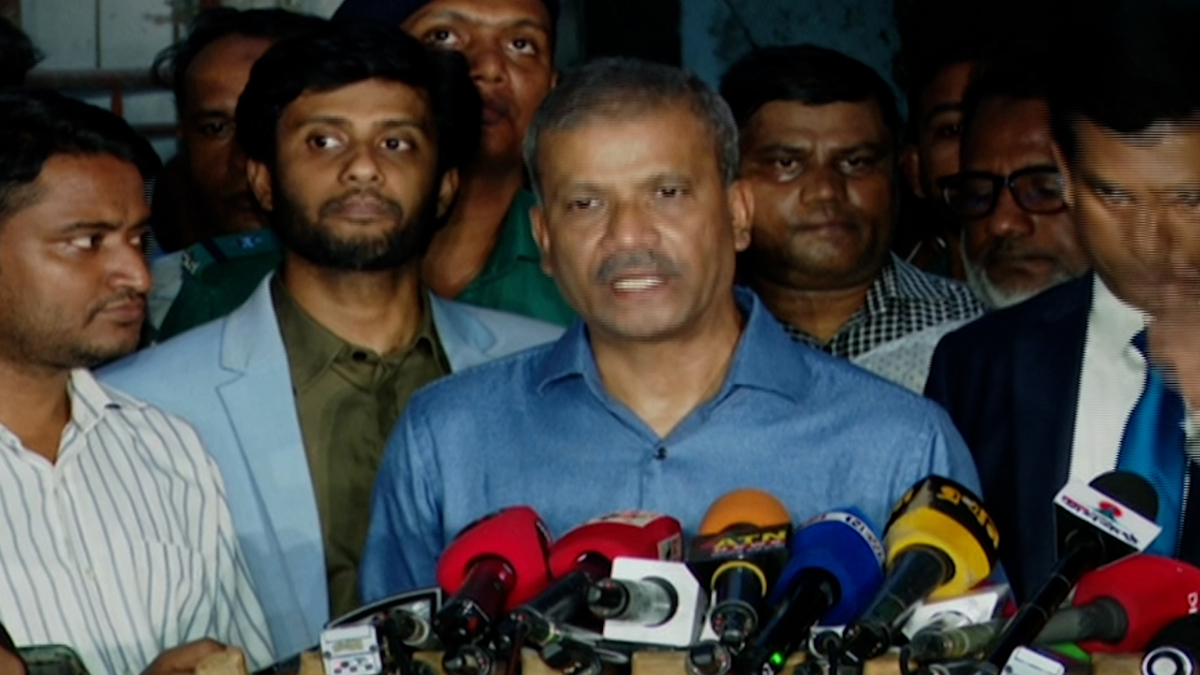 গণহত্যায় সব অভিযোগের চুলচেরা বিশ্লেষণ করে সুবিচার নিশ্চিত করা হবে: আইন উপদেষ্টা