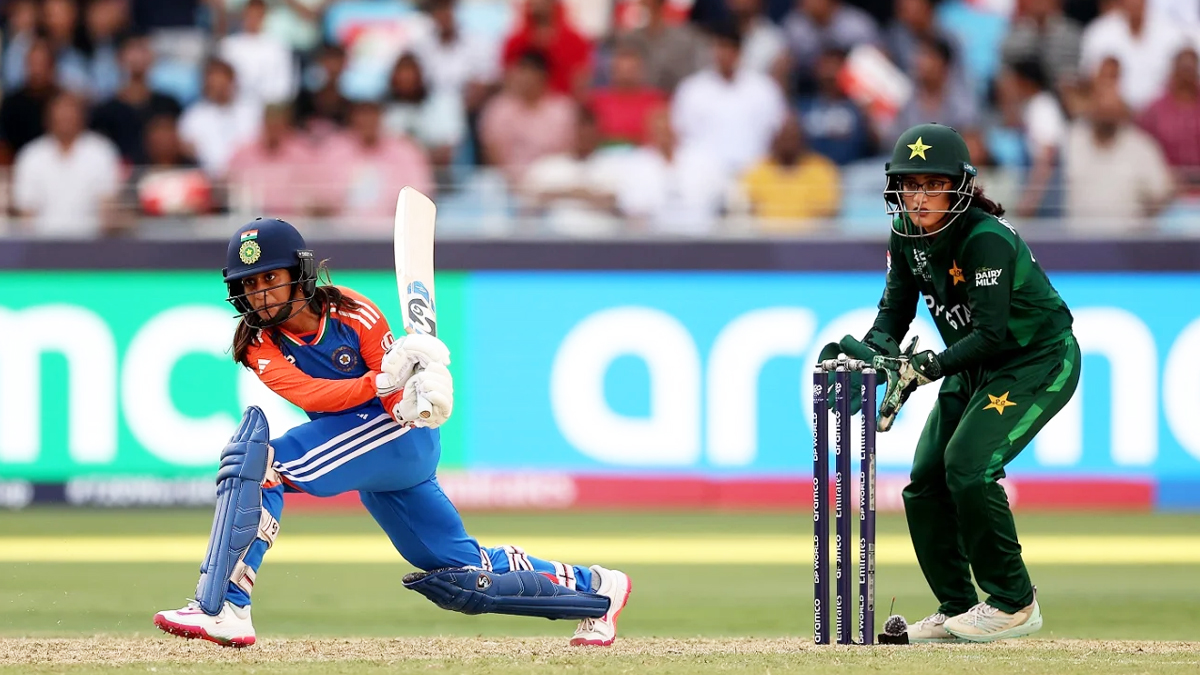 নারী টি-টোয়েন্টি বিশ্বকাপ: চিরপ্রতিদ্বন্দ্বী ভারতের কাছে হারলো পাকিস্তান