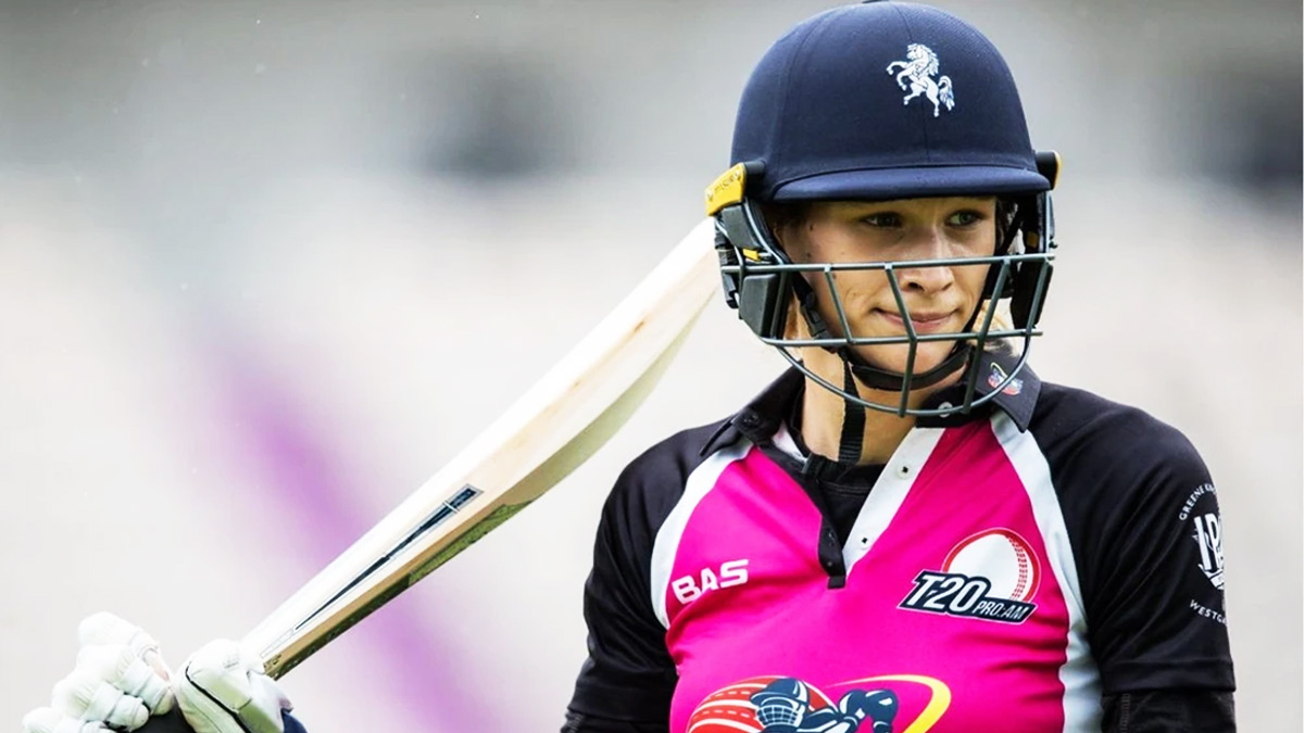 ট্রান্সজেন্ডারদের নারী ক্রিকেটের শীর্ষ স্তরে নিষিদ্ধ করল ইংল্যান্ড