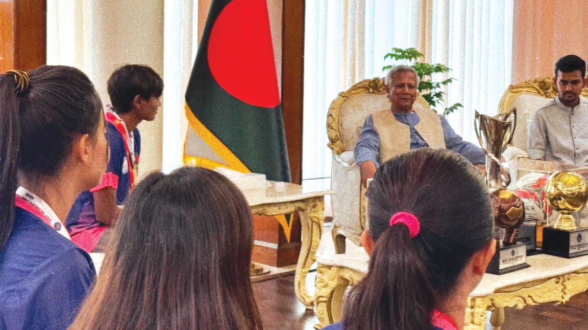 সাফজয়ীদের সাথে নাস্তার টেবিলে প্রধান উপদেষ্টার খোলামেলা আলোচনা