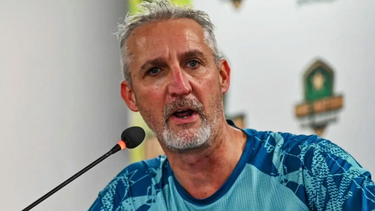 পাকিস্তানের কোচের দায়িত্বে থাকছেন গিলেস্পিই