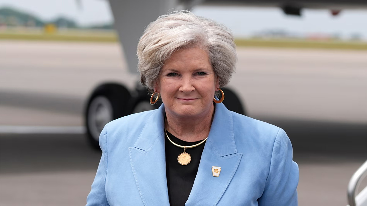 চিফ অব স্টাফ হিসেবে সুসিকে নিয়োগ দিলেন ট্রাম্প