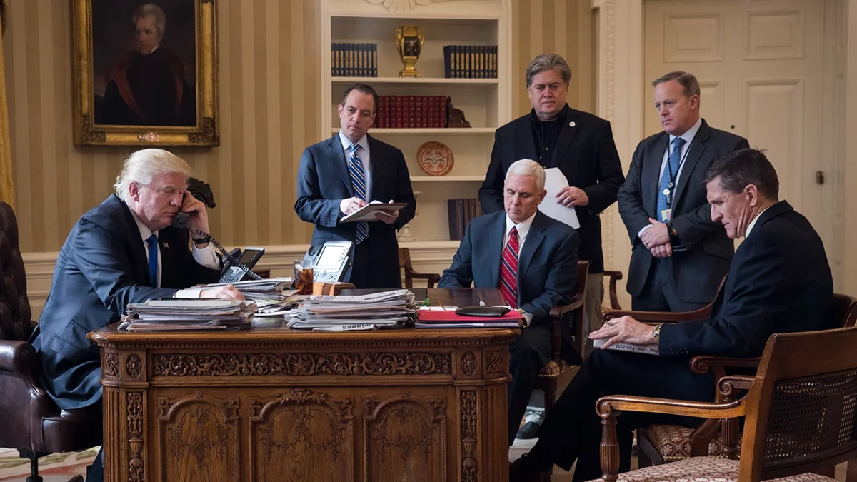 বিজয়ী হয়ে পুতিনকে ফোন করলেন ট্রাম্প