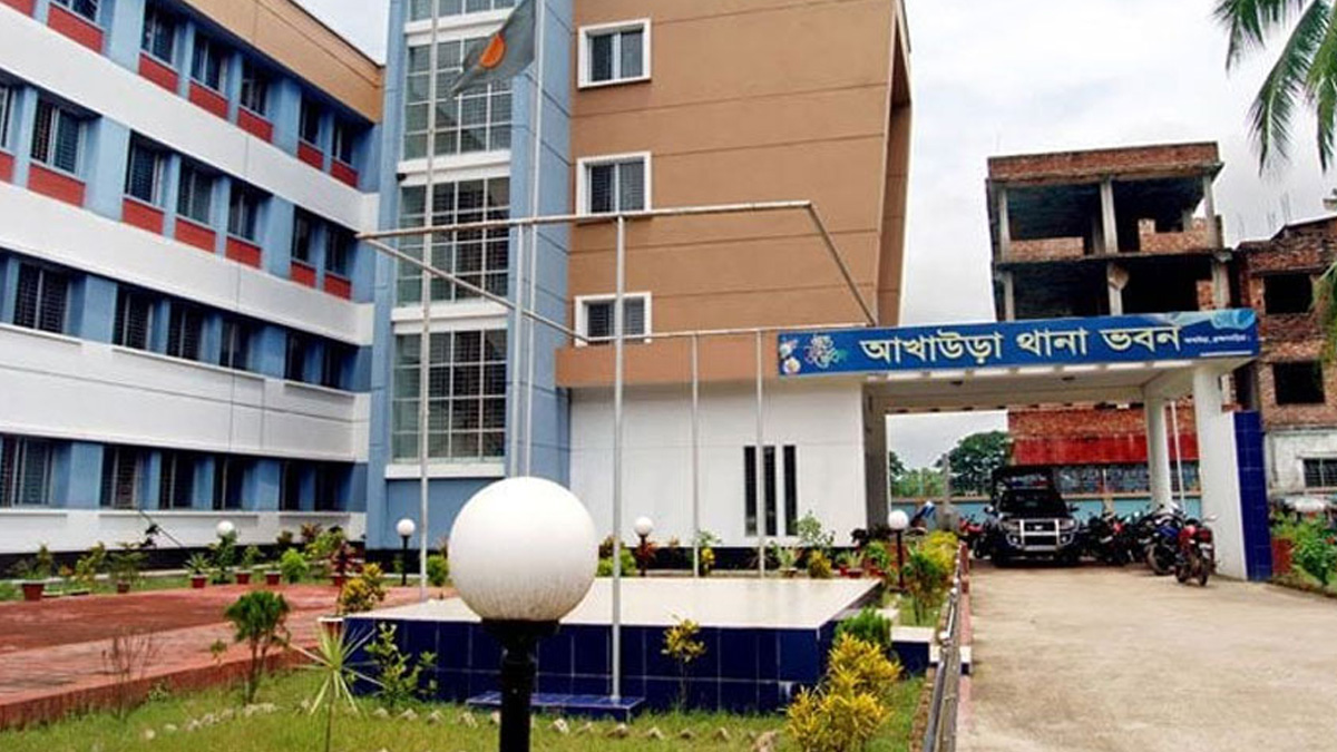 আখাউড়ায় আবাসিক হোটেল থেকে যুবকের ঝুলন্ত মরদেহ উদ্ধার