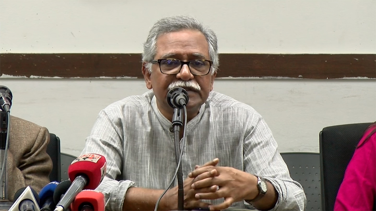 দ্রুত নির্বাচন দেয়াই উত্তম, দেরি হলে অনাস্থা বাড়বে: আনু মুহাম্মদ