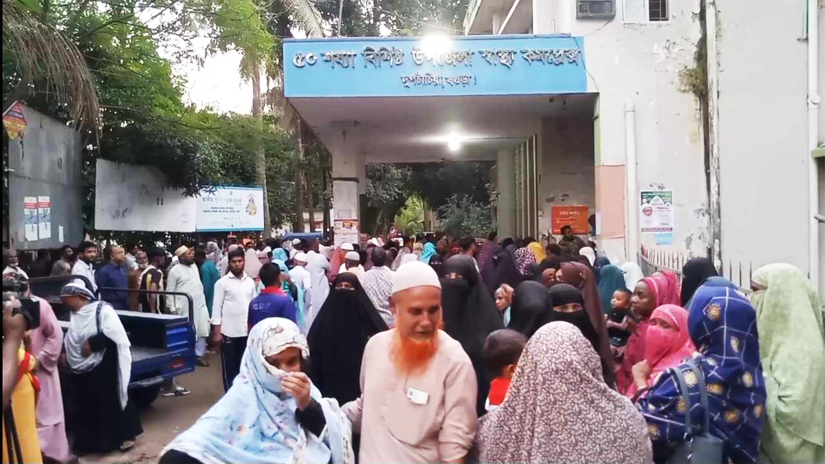 গৃহবধূকে হত্যার পর মরদেহ ডিপ ফ্রিজে রেখে ডাকাতির চেষ্টা