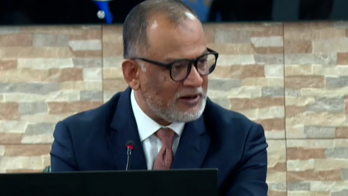 ‘তৈরি পোশাকসহ অনেক ক্ষেত্রে এগিয়ে থাকলেও সামগ্রিকভাবে পিছিয়ে বাংলাদেশ’