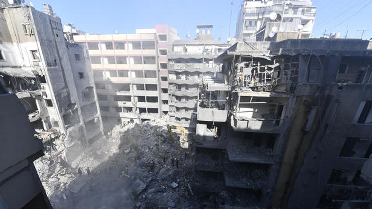 লেবাননে ইসরায়েলি বিমান হামলায় নিহত ২০