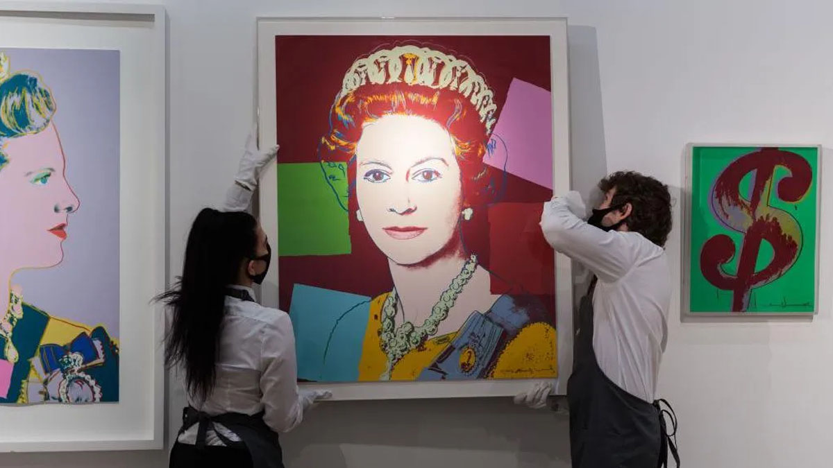 ডাচ গ্যালারি থেকে শিল্পকর্ম চুরি!