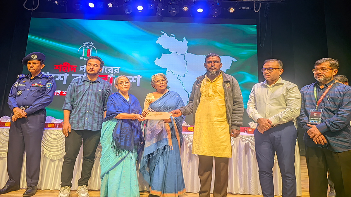 সরকার আঞ্চলিকতায় বিশ্বাসী না, উত্তরাঞ্চলে উপদেষ্টা না রাখা প্রসঙ্গে শারমিন এস মুরশিদ