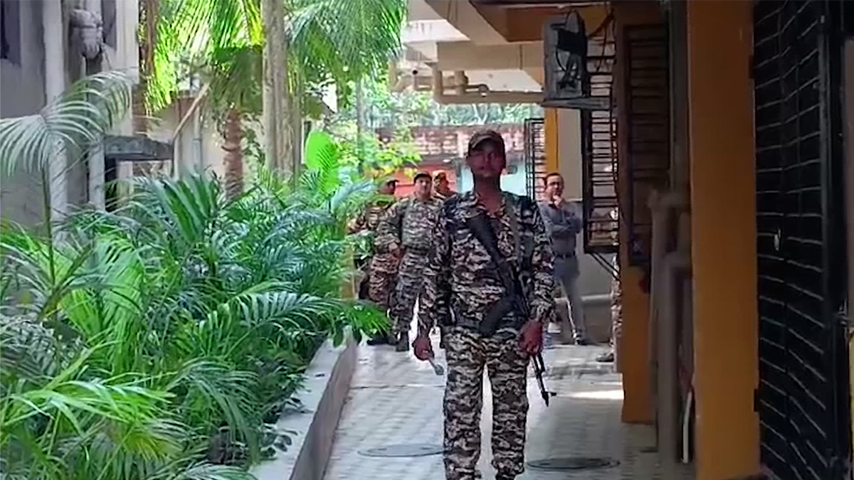 অবৈধ বাংলাদেশি ধরতে ৮ ঘণ্টা ধরে চলছে ইডি’র অভিযান