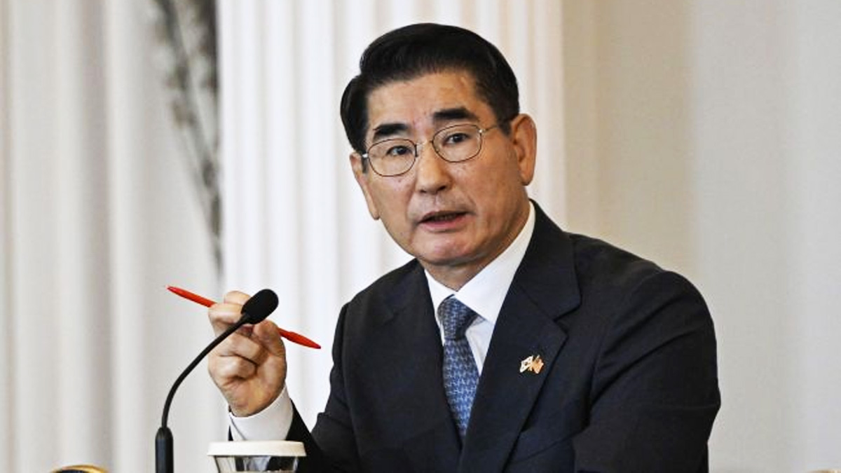 উত্তপ্ত দক্ষিণ কোরিয়ার রাজনীতি, পদত্যাগ করলেন প্রতিরক্ষামন্ত্রী